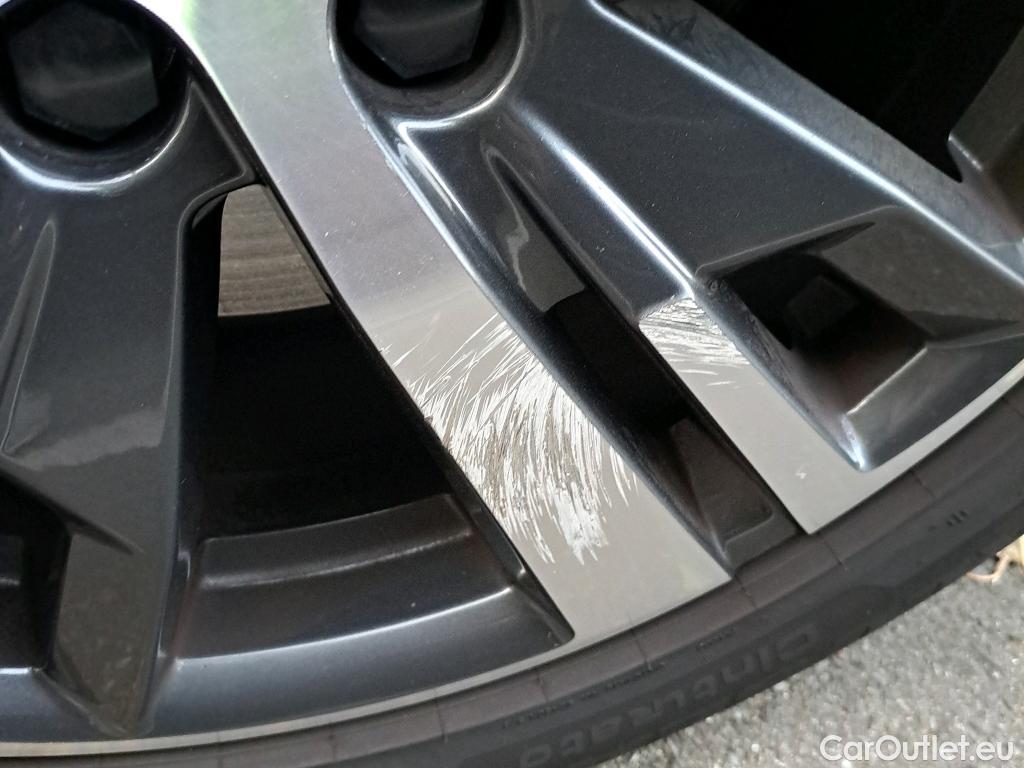  Peugeot  5008  Allure 1.5 130CV MT6 #2