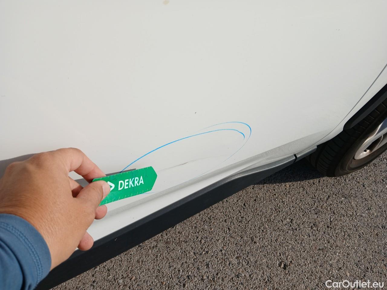  Toyota  RAV4 TOYOTA  / 2018 / 5P / todoterreno 2.5l 220H Business #20