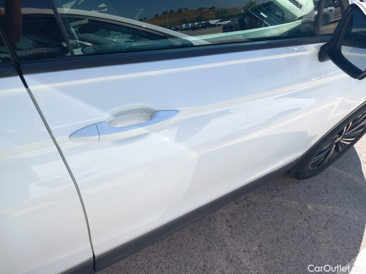  Volkswagen  Tiguan  Life 2.0 TDI 150CV AT7 E6d #16
