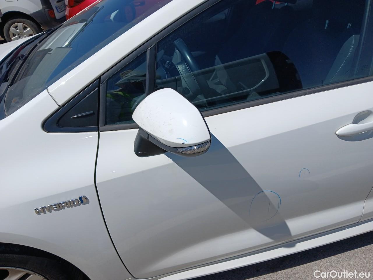  Toyota  Corolla TOYOTA  / 2019 / 5P / berlina con portón 1.8 125H BUSINESS PLUS E-CVT #6