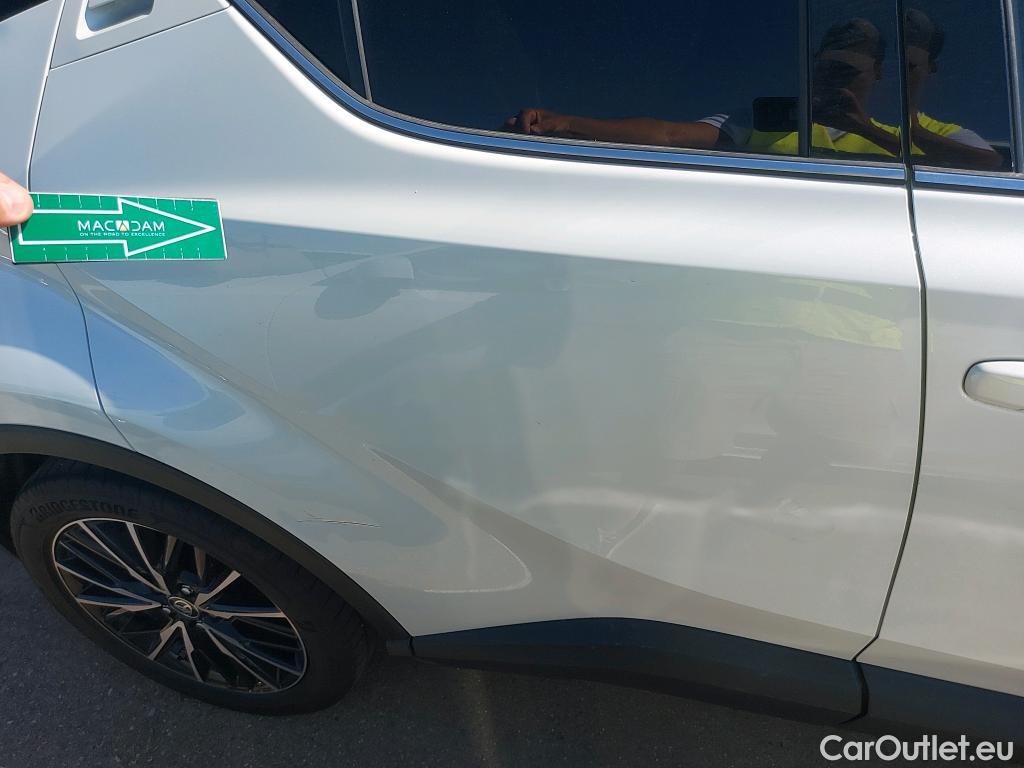  Toyota  C-HR TOYOTA  / 2019 / 5P / todoterreno 2.0 180H Advance #7