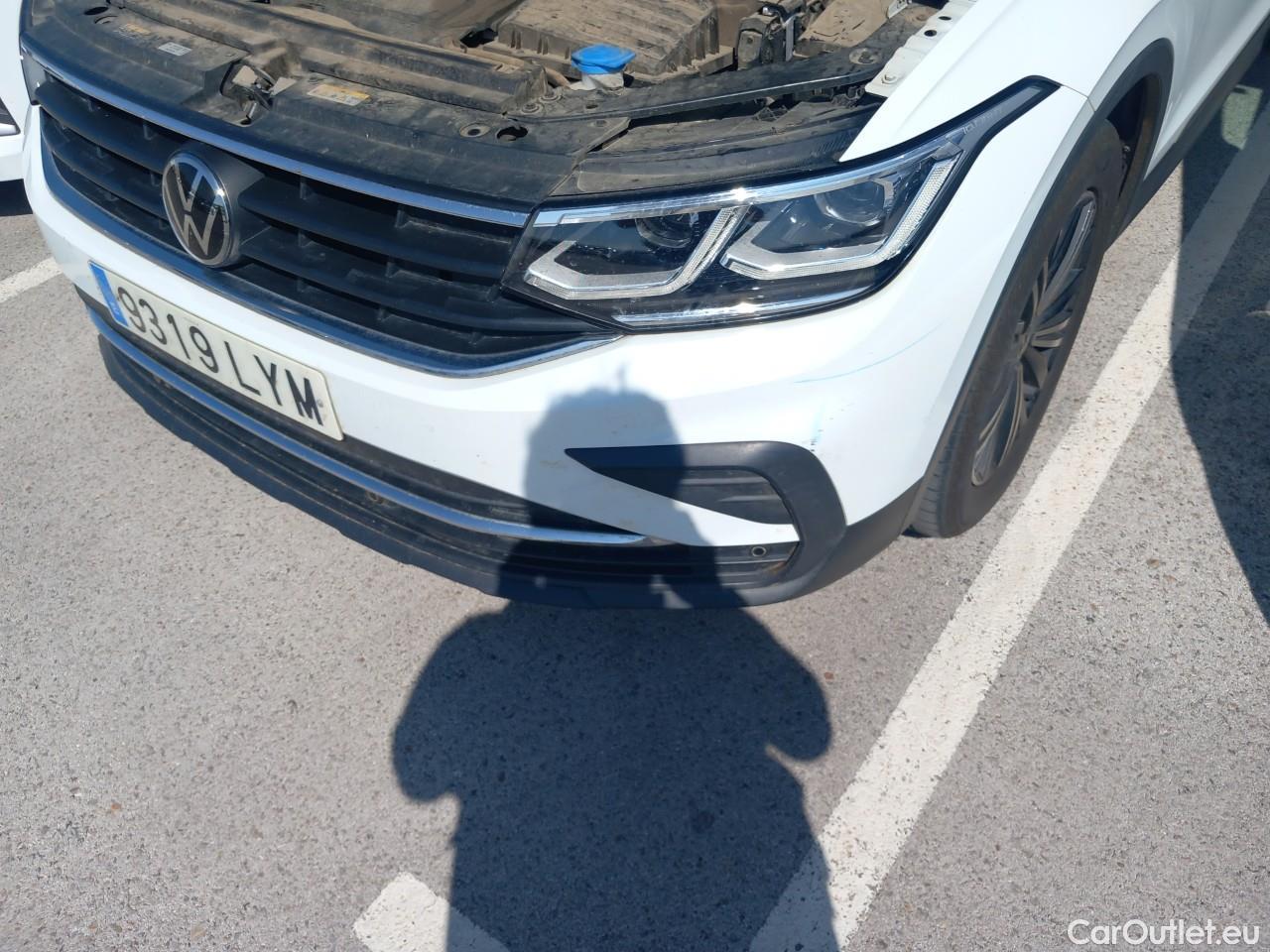  Volkswagen  Tiguan  Life 2.0 TDI 150CV AT7 E6d #3