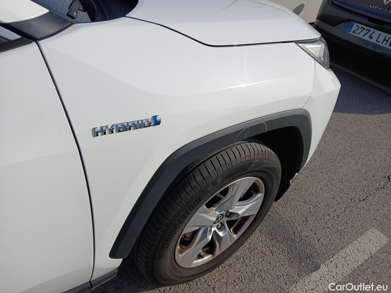  Toyota  RAV4 TOYOTA  / 2018 / 5P / todoterreno 2.5l 220H Business #21