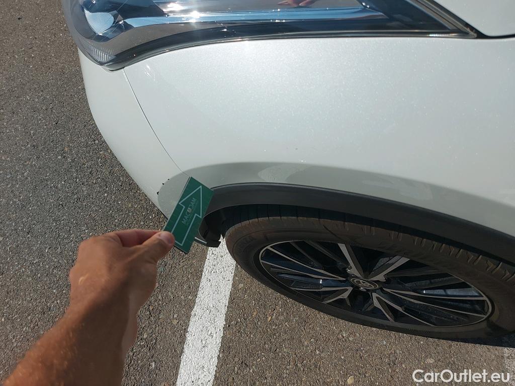  Toyota  C-HR TOYOTA  / 2019 / 5P / todoterreno 2.0 180H Advance #23