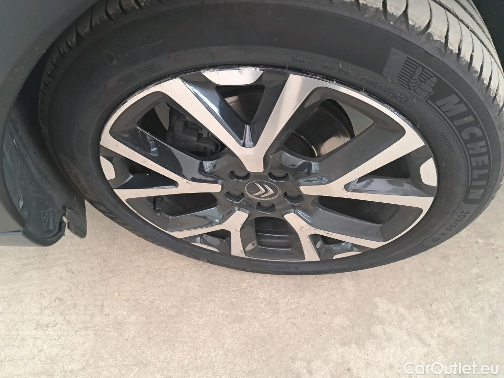  Citroen  C5  Aircross Shine Pack 1.5 BlueHDi 130CV BVA8 E6d #17