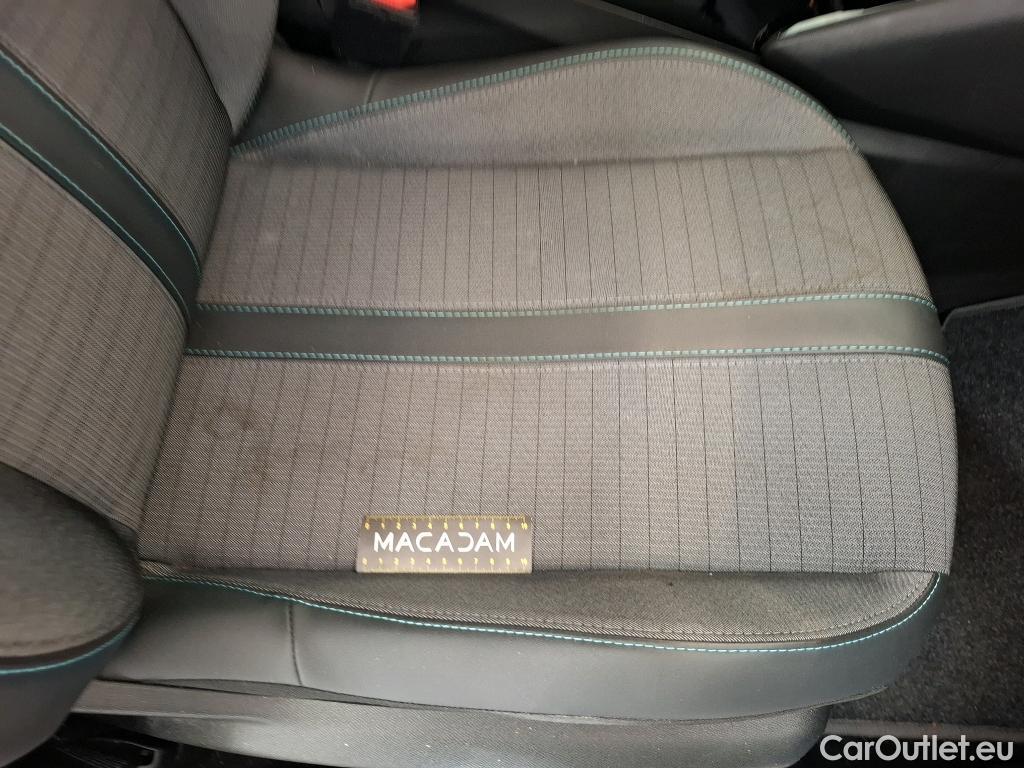  Peugeot  208  Allure Business 1.2 PureTech 100CV BVM6 E6d #30
