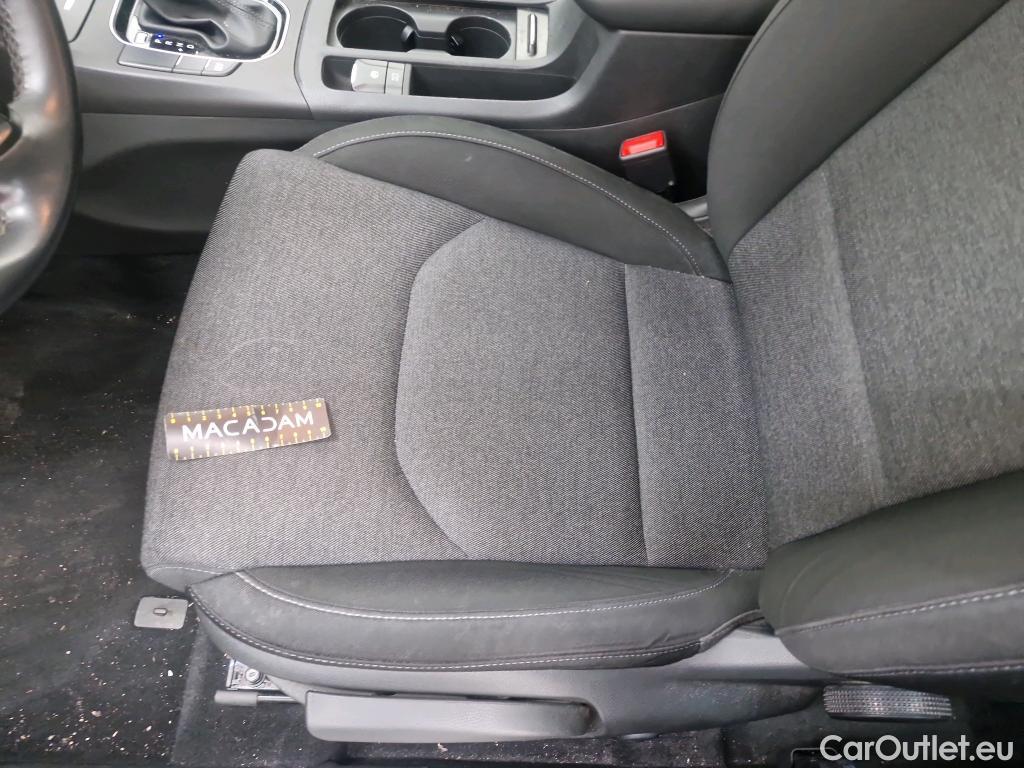  Hyundai  i30  Business 1.6 CRDi 115CV BVA7 E6d #44