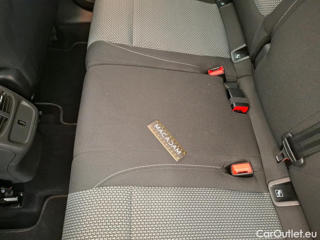  Opel   Grandland X Grandland X Business Edition 1.5 130CV BVA8 E6dT #16
