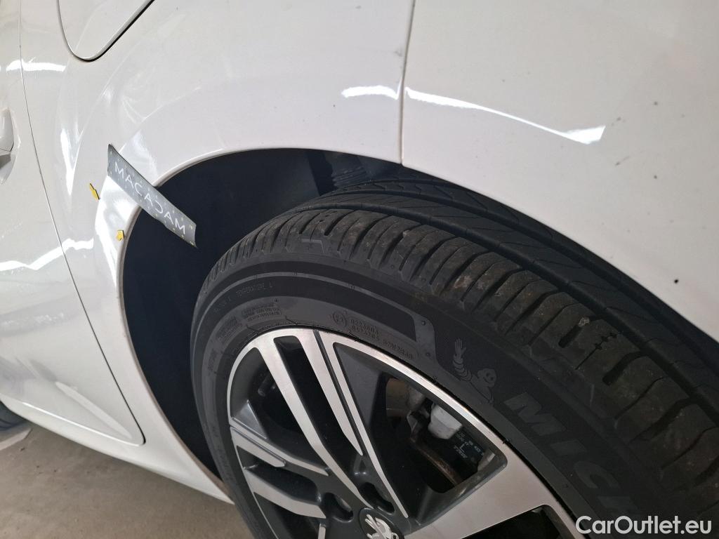  Peugeot  208  Road Trip 1.5 HDi 100CV BVM6 E6d #14
