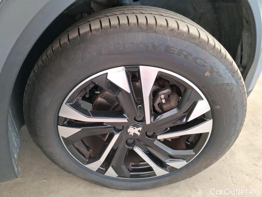  Peugeot  2008  Allure Business 1.5 HDi 130CV BVA8 E6d #2