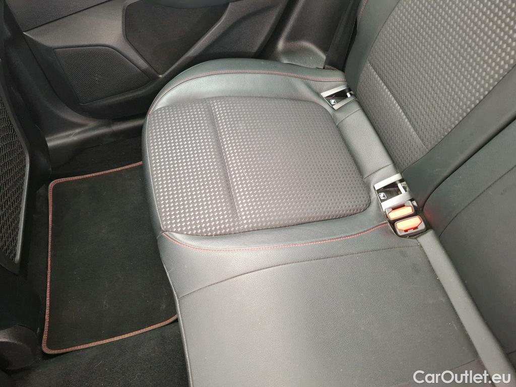  Ford  Focus  Berline ST-Line Business 2.0 EcoBlue 150CV BVA8 E6dT #26