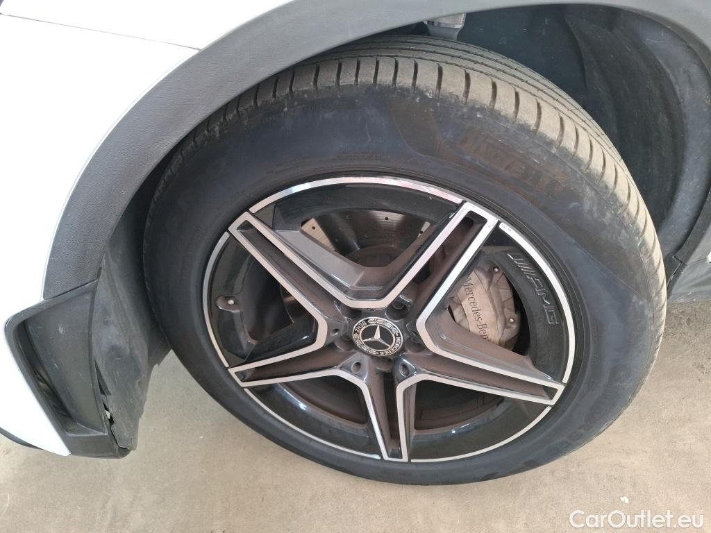  Mercedes  G-Klasee MERCEDES-BENZ GLC / 2019 / 5P / SUV GLC 220 d AMG Line Launch Edition 4Matic #1