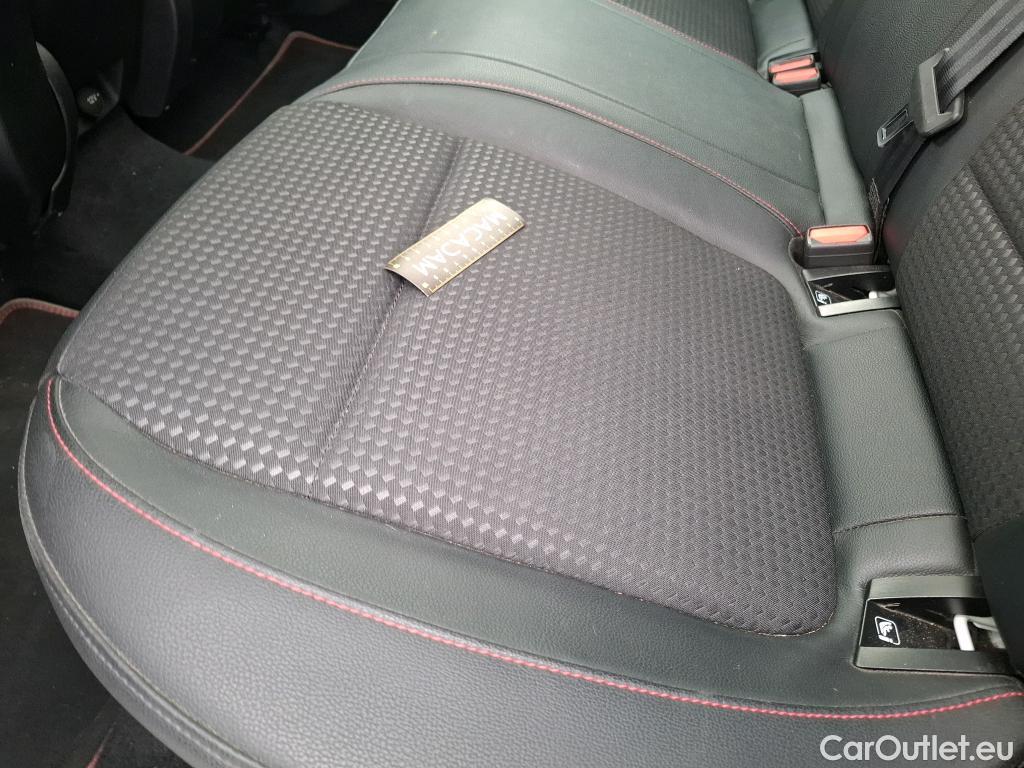 Ford  Focus  Berline ST-Line Business 2.0 EcoBlue 150CV BVA8 E6dT #25