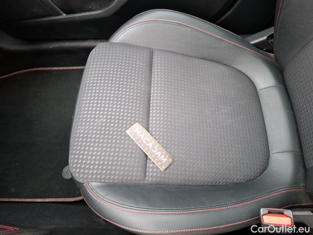  Ford  Focus  Berline ST-Line Business 2.0 EcoBlue 150CV BVA8 E6dT #21