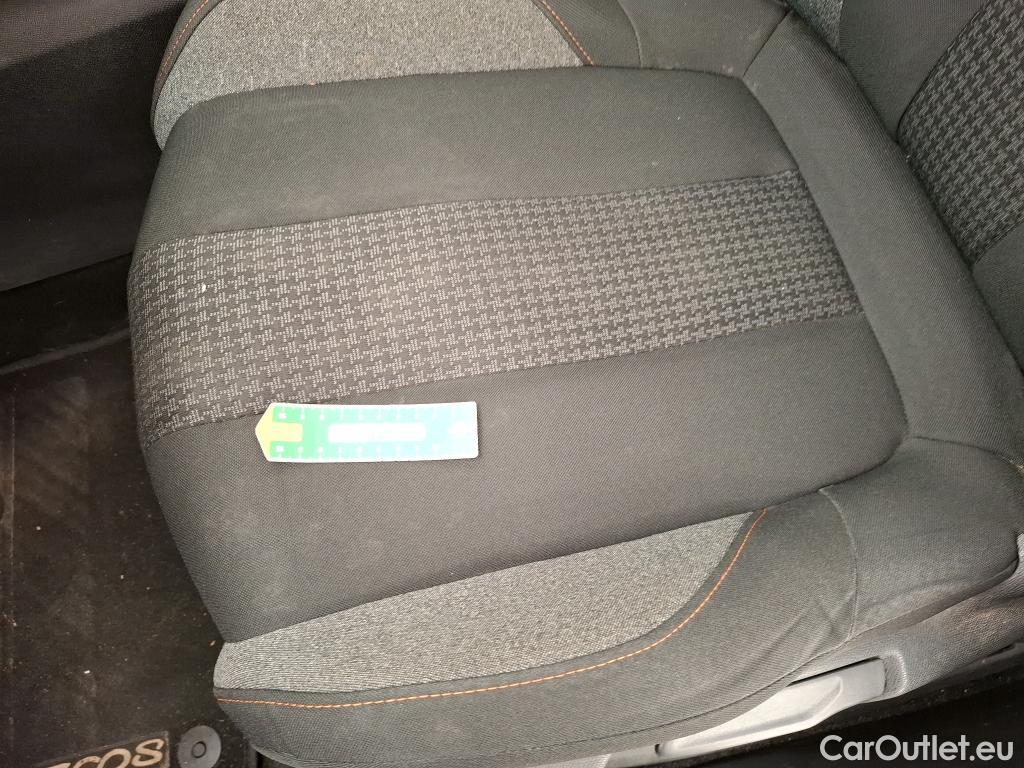  Peugeot  3008 PEUGEOT  / 2020 / 5P / SUV BlueHDi 130 S&S Active Business #12