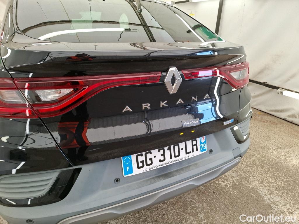  Renault  Arkana RENAULT  / 2021 / 5P / SUV Intens E-TECH 145 -21B #9
