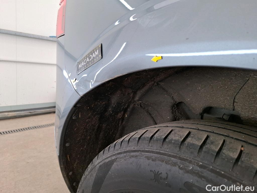  Volvo  XC60 VOLVO  / 2017 / 5P / SUV Recharge T6 340 Geartro Business Exe #3