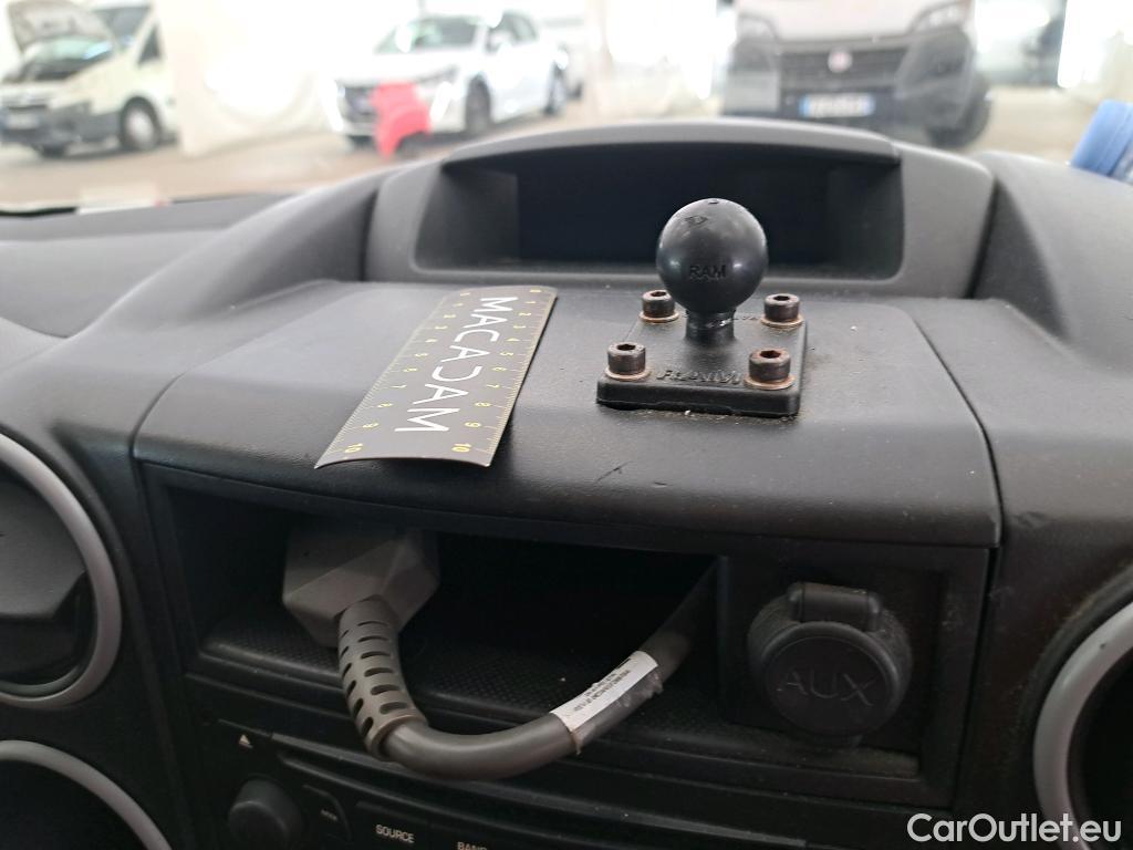  Citroen  Berlingo  Fourgon Club L1 (Court) 1.6 BlueHDi 75CV BVM5 E6 #23