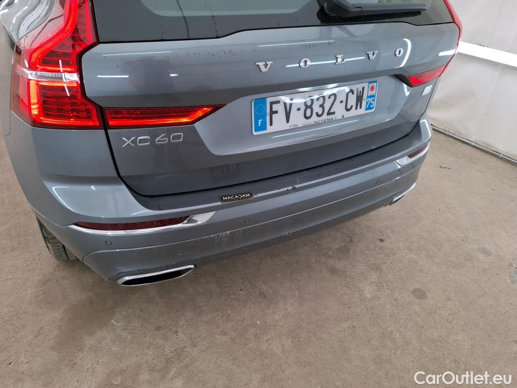 Volvo  XC60 VOLVO  / 2017 / 5P / SUV Recharge T6 340 Geartro Business Exe #33
