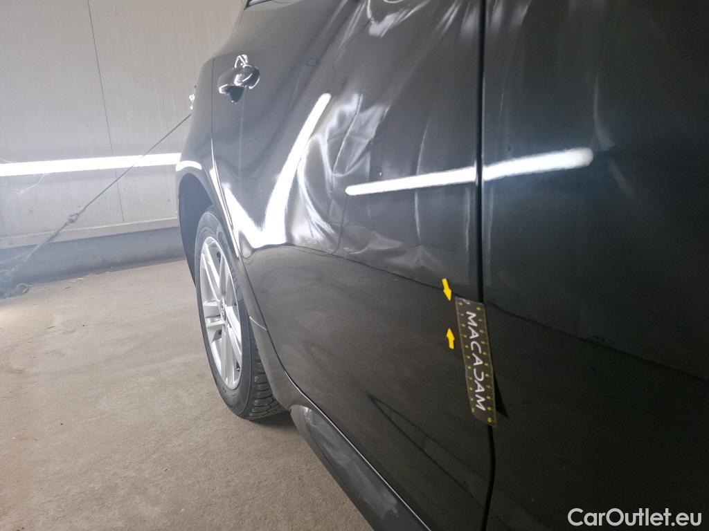  Toyota  Corolla TOYOTA  / 2018 / 5P / Berline Hybride 122h Dynamic Business Stage Acad #9