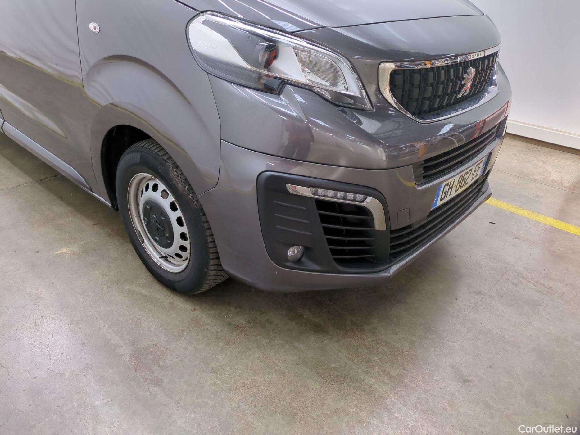 Peugeot  Expert PEUGEOT  / 2016 / 4P / Fourgon tôlé BLUEHDI 145 EAT8 S&S LONG Asphalt #3
