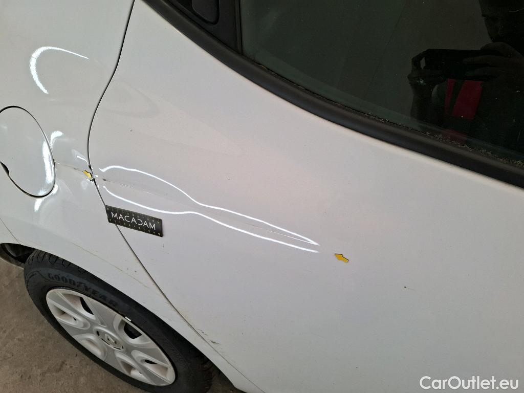  Renault  Clio  IV Air 1.5 dCi 75CV BVM5 E6 #25