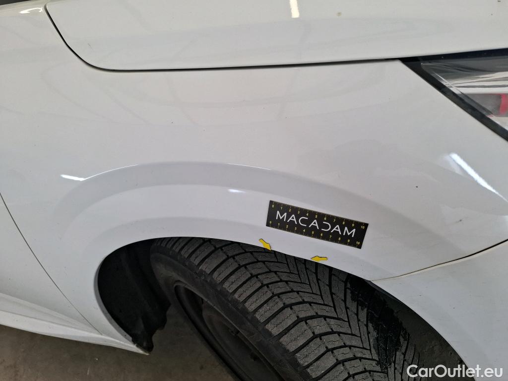  Peugeot  208  Premium 1.5 HDi 100CV BVM6 E6d #11