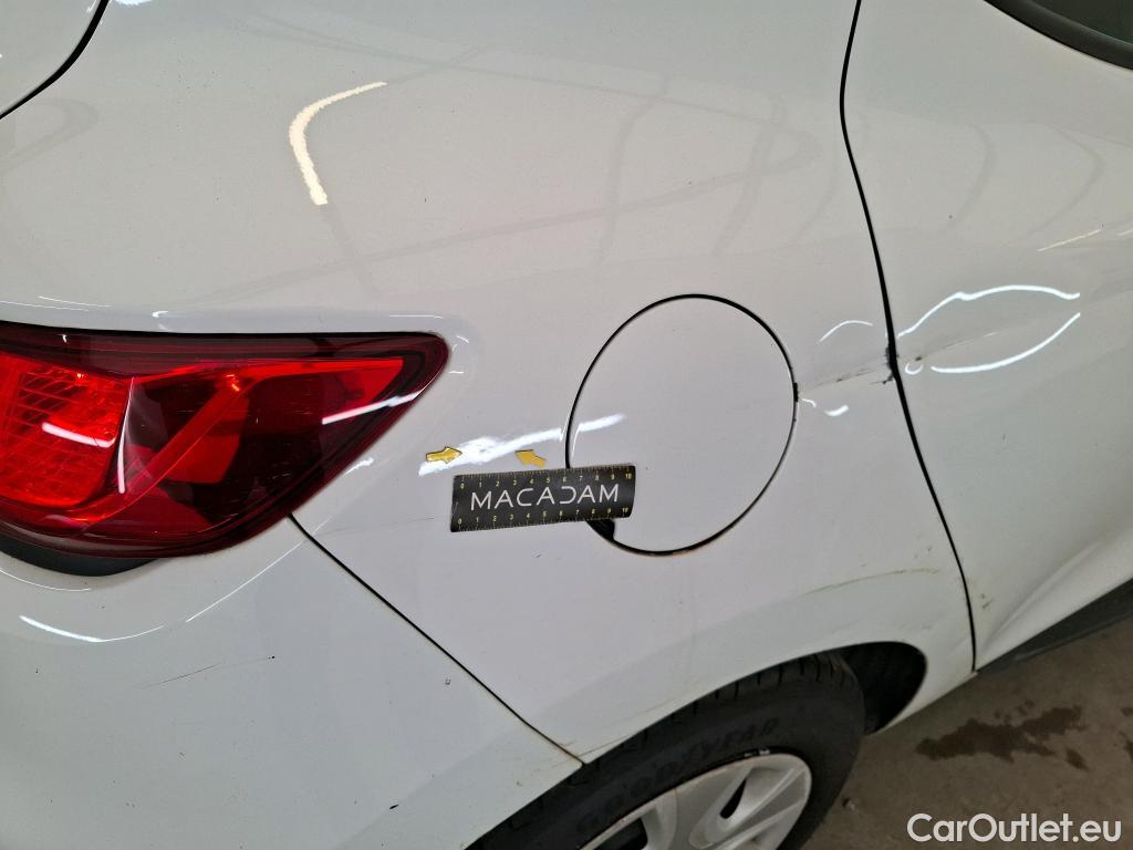  Renault  Clio  IV Air 1.5 dCi 75CV BVM5 E6 #4