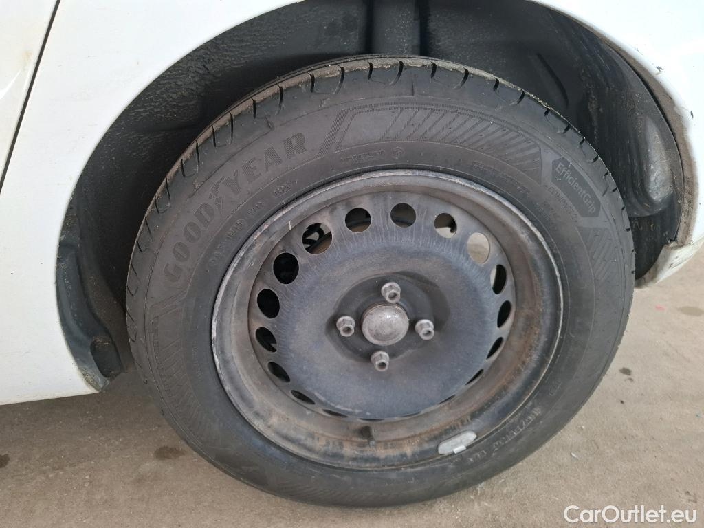  Renault  Clio  IV Air 1.5 dCi 75CV BVM5 E6 #77