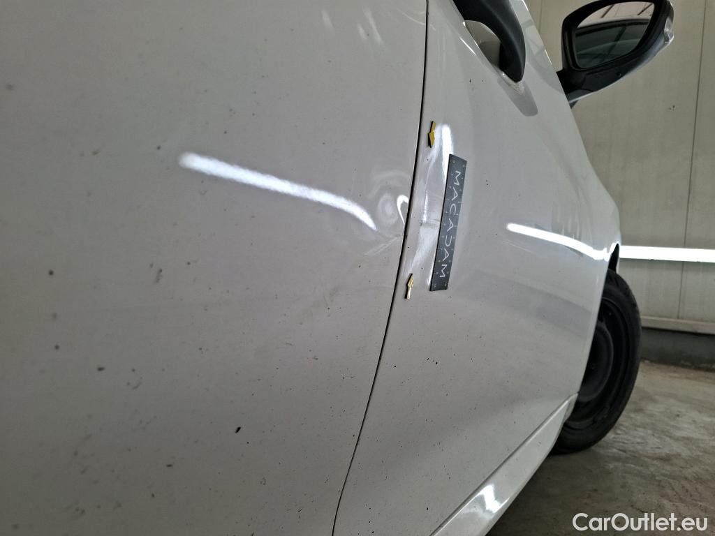  Peugeot  208  Premium 1.5 HDi 100CV BVM6 E6d #10