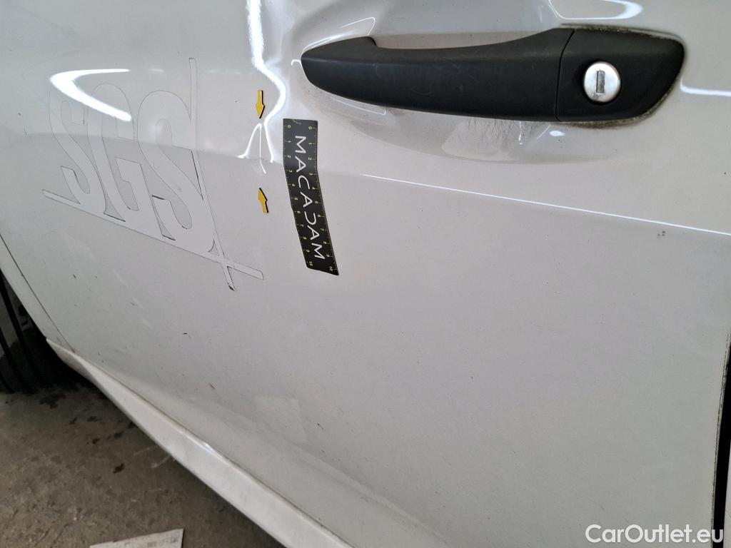  Peugeot  208  Premium 1.5 HDi 100CV BVM6 E6d #4