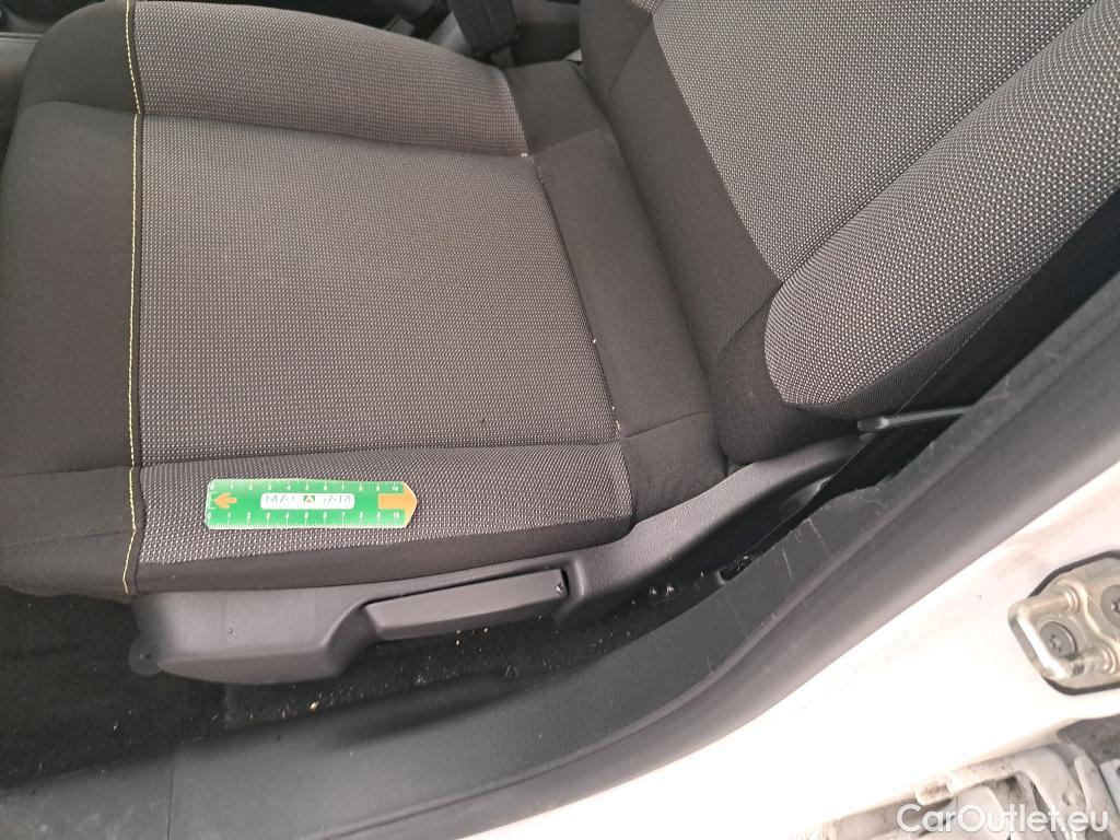  Citroen  C3 CITROEN  5p Berline PureTech 82 BVM Feel Business #6
