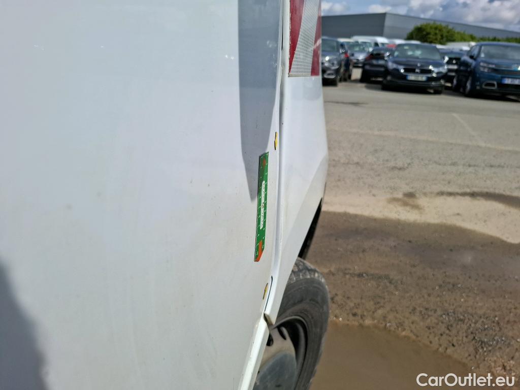  Renault  Master RENAULT  VU 4p Fourgon CA GCf Trac F3500 L2H2 dCi 130 Euro6 #15