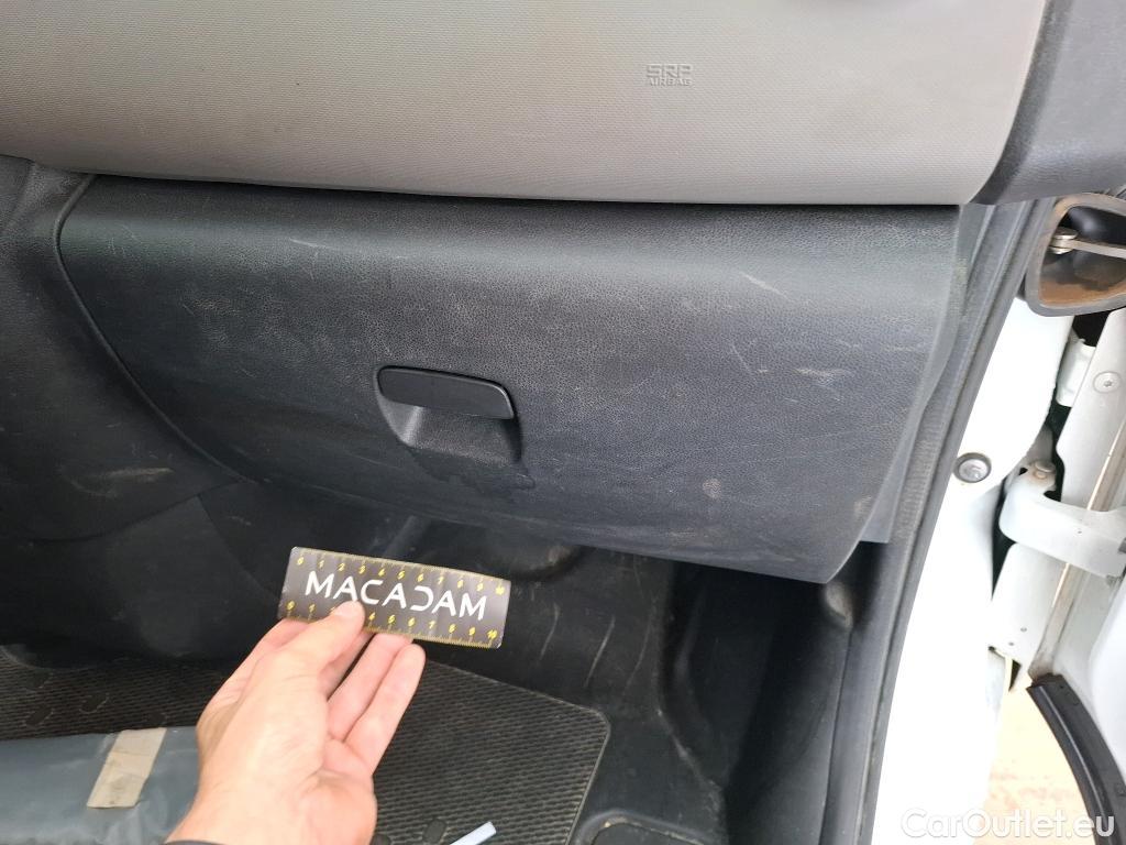  Renault  Trafic RENAULT  VU 4p Fourgon FG GCFL1H1 1000 dCi95 Stop&Start E6 #103