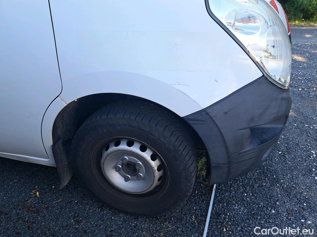  Renault  Master RENAULT  VU 4p Fourgon CA GCf Trac F3500 L2H2 dCi 130 Euro6 #71