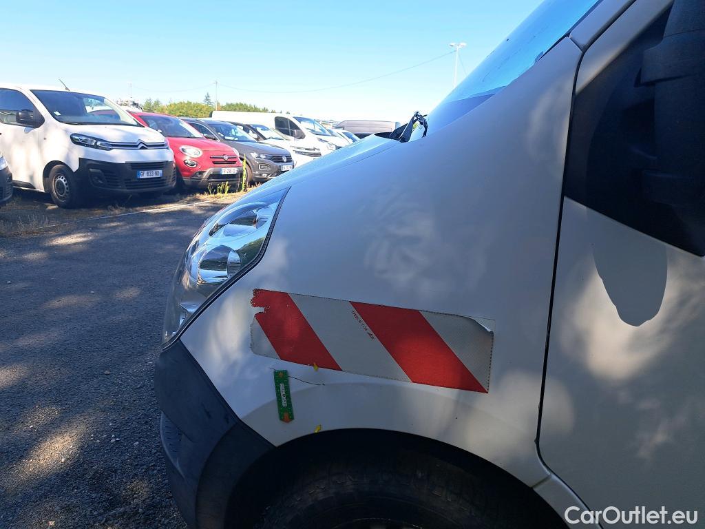  Renault  Master RENAULT  VU 4p Fourgon CA GCf Trac F3500 L2H2 dCi 130 Euro6 #39