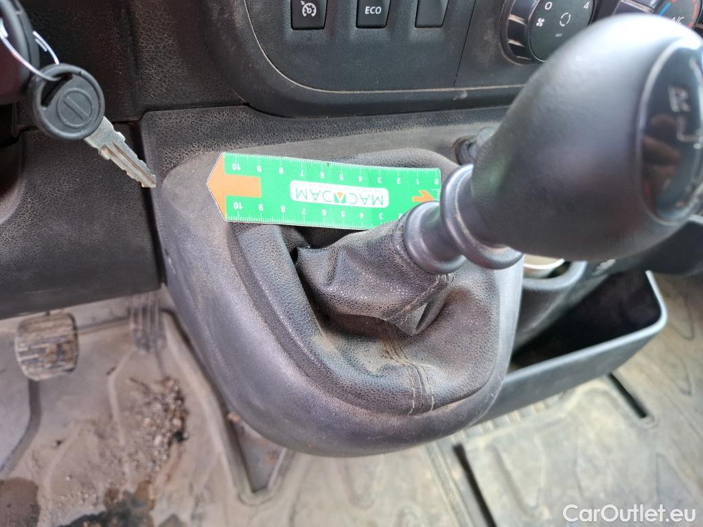  Renault  Master RENAULT  VU 4p Fourgon CA GCf Trac F3500 L2H2 dCi 130 Euro6 #27