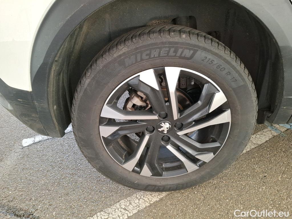  Peugeot  2008  Allure 1.5 HDi 130CV E6d #3