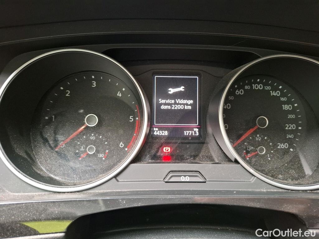  Volkswagen  Tiguan VOLKSWAGEN  / 2020 / 5P / SUV 2.0 TDI 150 DSG7 Life Business #14