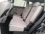  Volkswagen  Tiguan VOLKSWAGEN  Allspace / 2017 / 5P / SUV 1.5 TSI 150 EVO DSG7 Carat Exclusive #9