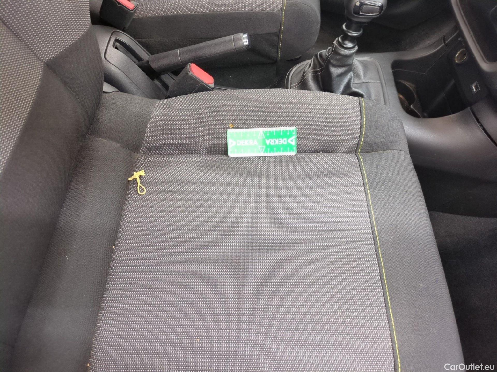  Citroen  C3  Société Feel Business R 1.5 BlueHDI 100CV BVM6 6E #2