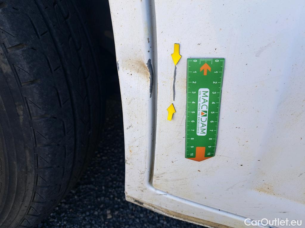  Peugeot  Boxer  Fourgon Surélevé 335 L2H2 Komfort BlueHDi 130 Stop&Start #12