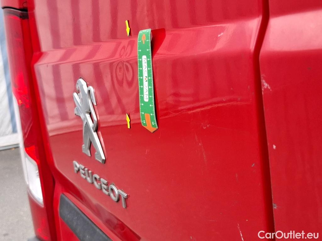  Peugeot  Boxer PEUGEOT  VU 4p Fourgon 2.0 BLUEHDI 130 PREMIUM 335 L2H2 #24
