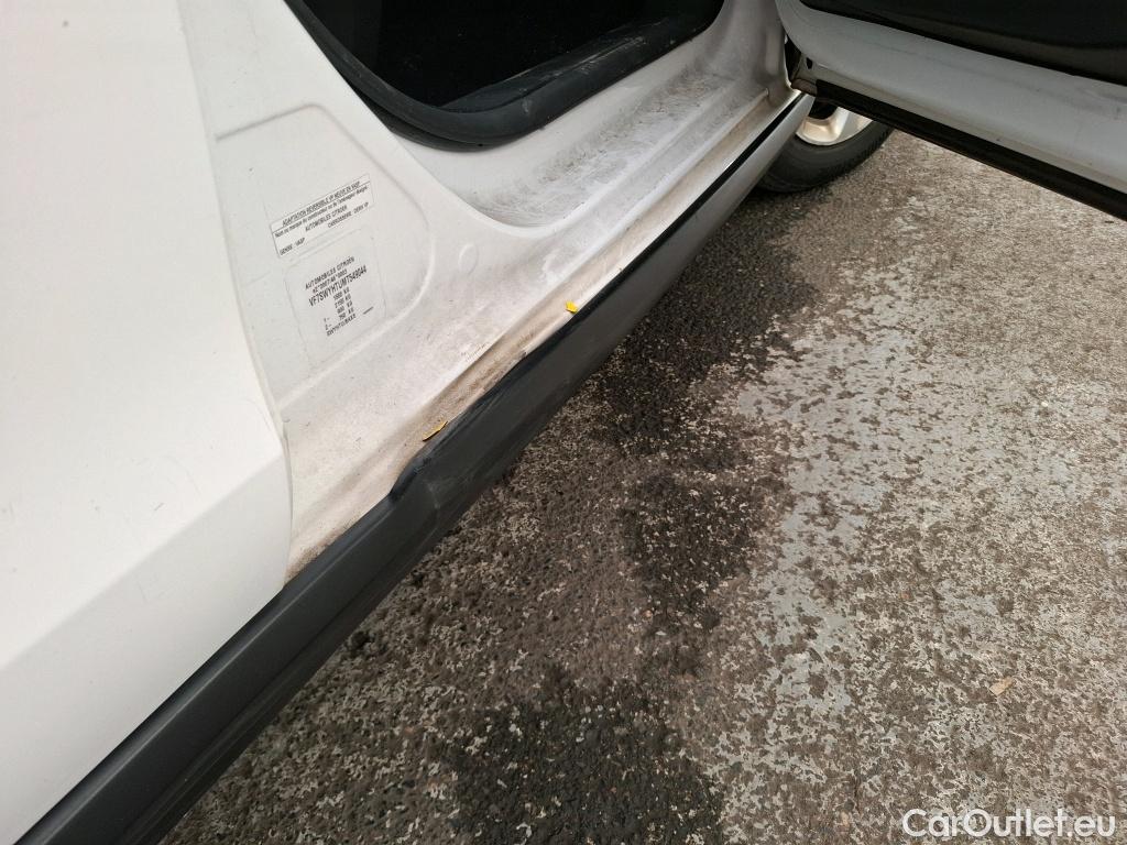  Citroen  C3  Société Feel 1.5 BlueHDI 100CV BVM6 E6dT #20