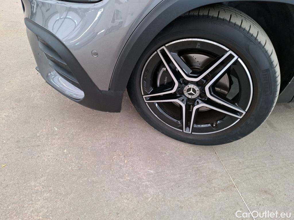  Mercedes  GLB MERCEDES-BENZ  / 2019 / 5P / SUV  200 d AMG Line #1