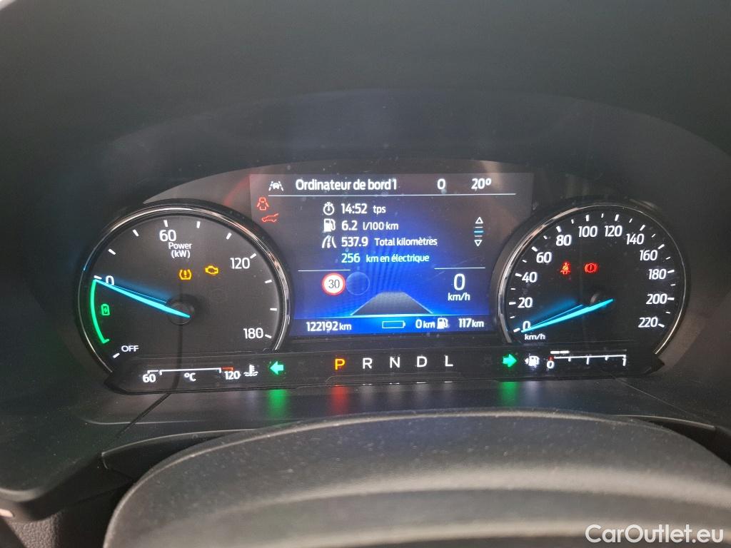  Ford  Kuga  Titanium Plug-In Hybrid 2.5 225CV BVA6 E6dT #5