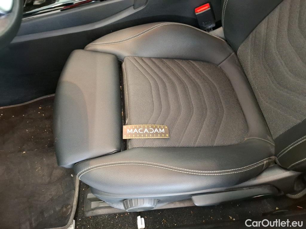  Mercedes  A-Klasse MERCEDES BENZ Classe A Berline  2018  4P  Berline A 180 d Business Line 7G DCT #17