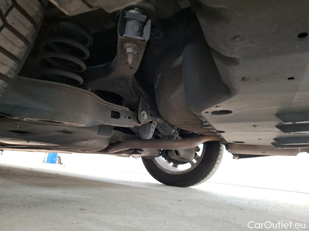  Toyota  Corolla TOYOTA  Touring Sports / 2018 / 5P / Break Hybride 122h Dynamic Business Stage Acad #40
