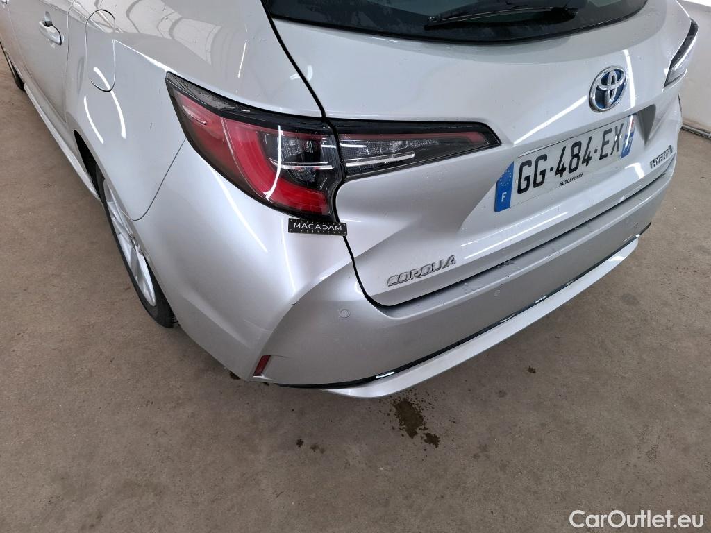  Toyota  Corolla TOYOTA  Touring Sports / 2018 / 5P / Break Hybride 122h Dynamic Business Stage Acad #1