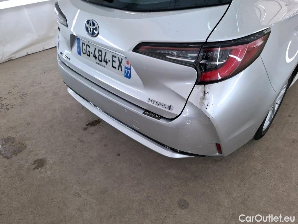  Toyota  Corolla TOYOTA  Touring Sports / 2018 / 5P / Break Hybride 122h Dynamic Business Stage Acad #58